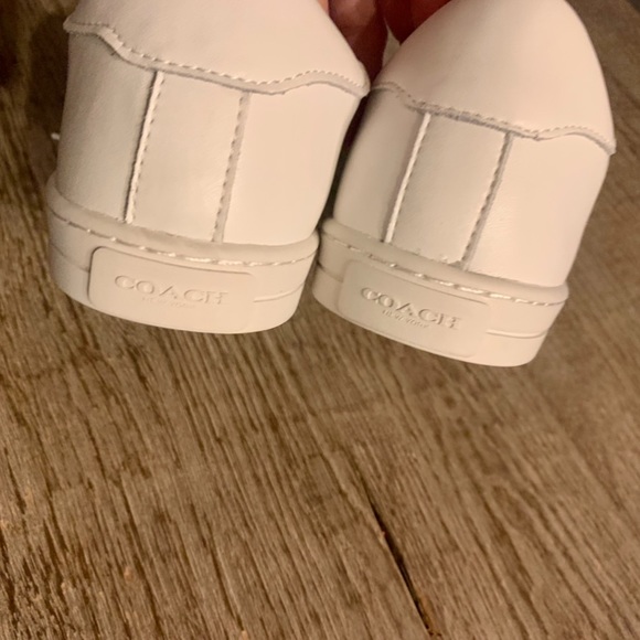 Coach Porter Leather Sneakers. - Picture 11 of 11